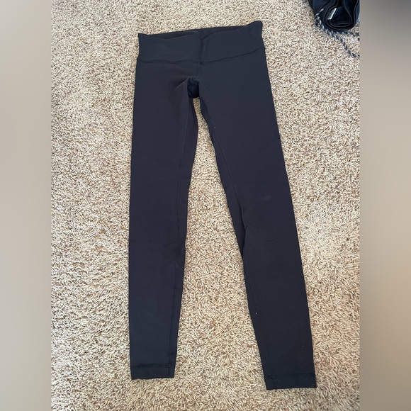 Lululemon 7/8 length size 10 - Picture 2 of 2